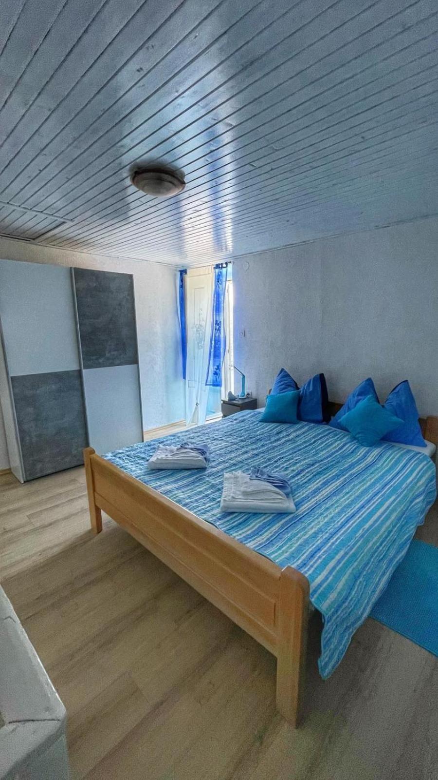 Guesthouse Porto Cres Exteriör bild